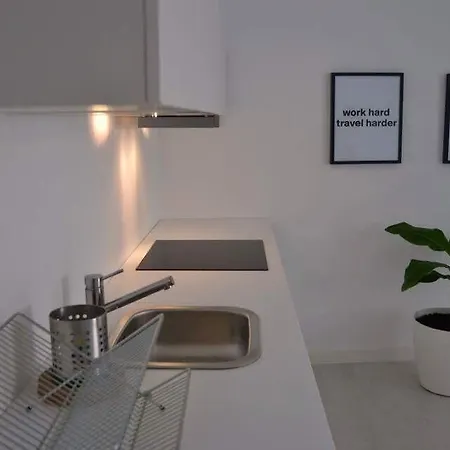 Apartamento Charming 101 *